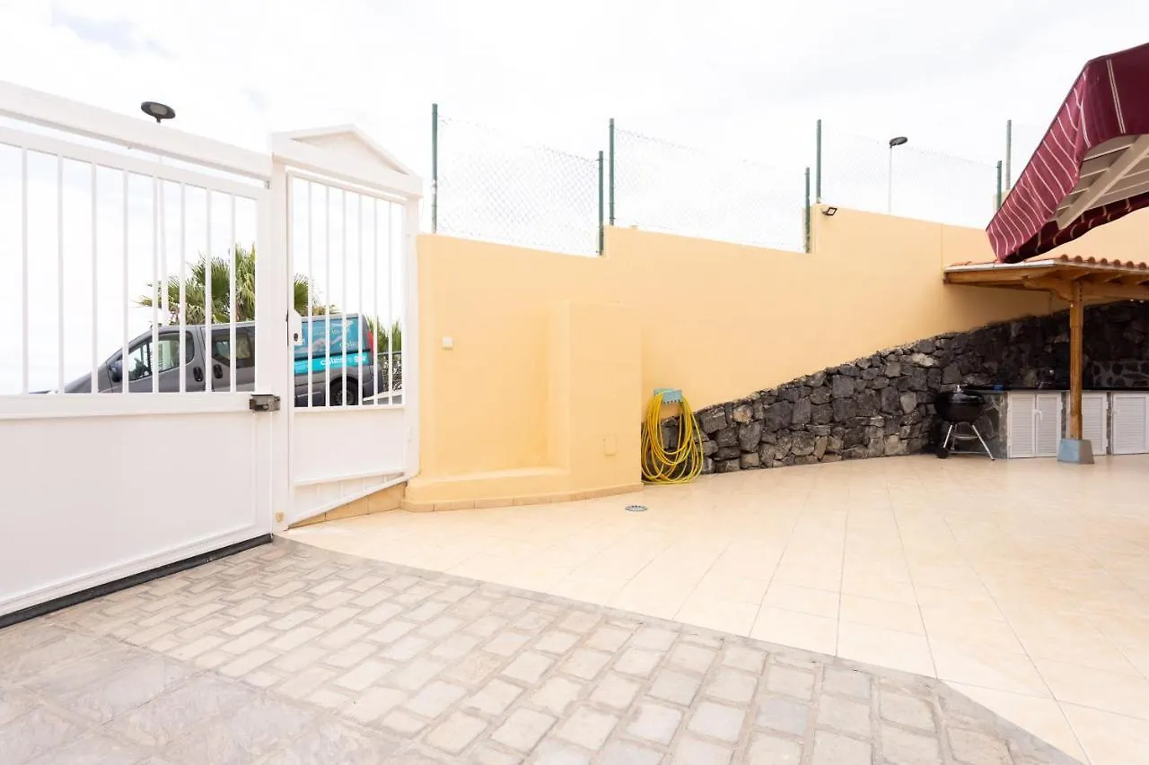 別荘 Home2Book Metro Tenerife, Private Pool & Bbq アデヘ スペイン