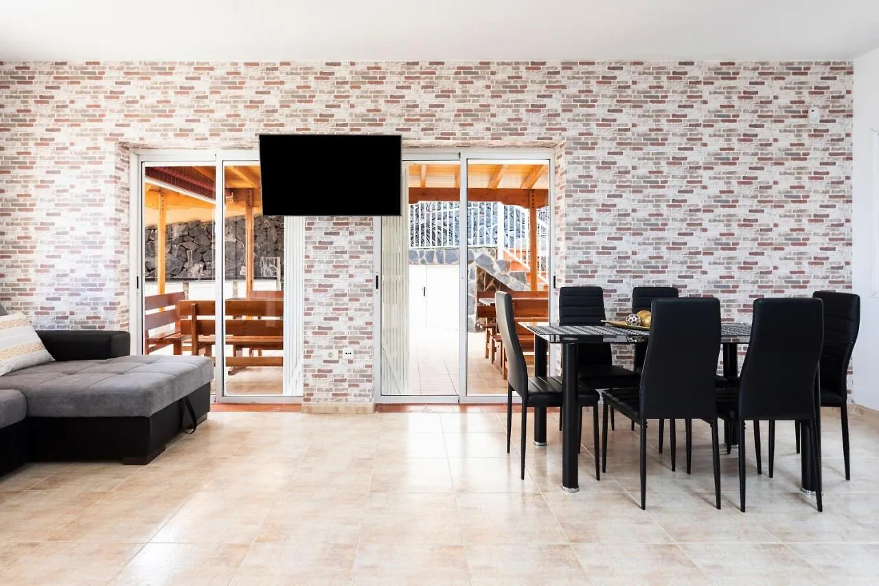 Home2Book Metro Tenerife, Private Pool & Bbq アデヘ