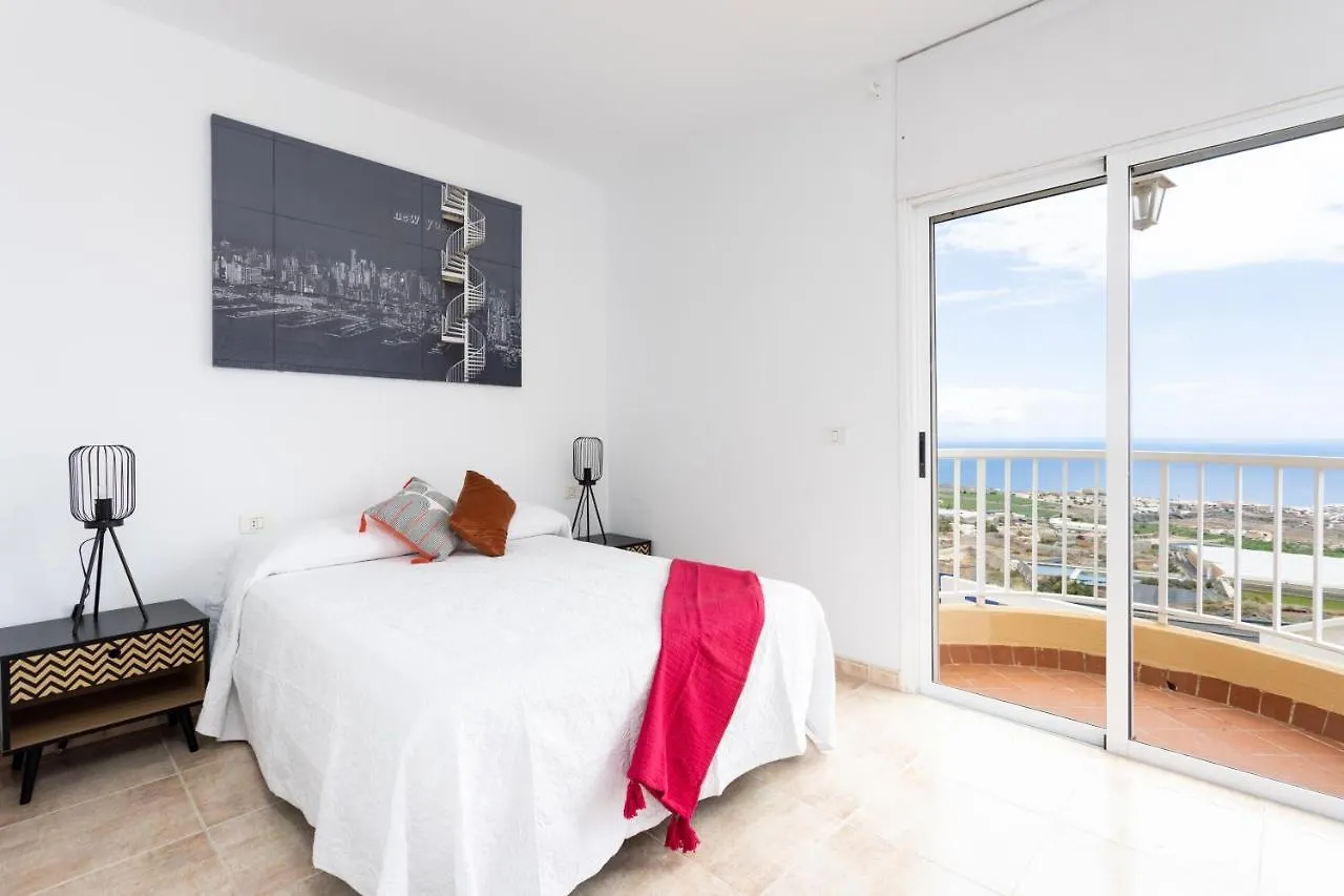 Home2Book Metro Tenerife, Private Pool & Bbq アデヘ スペイン