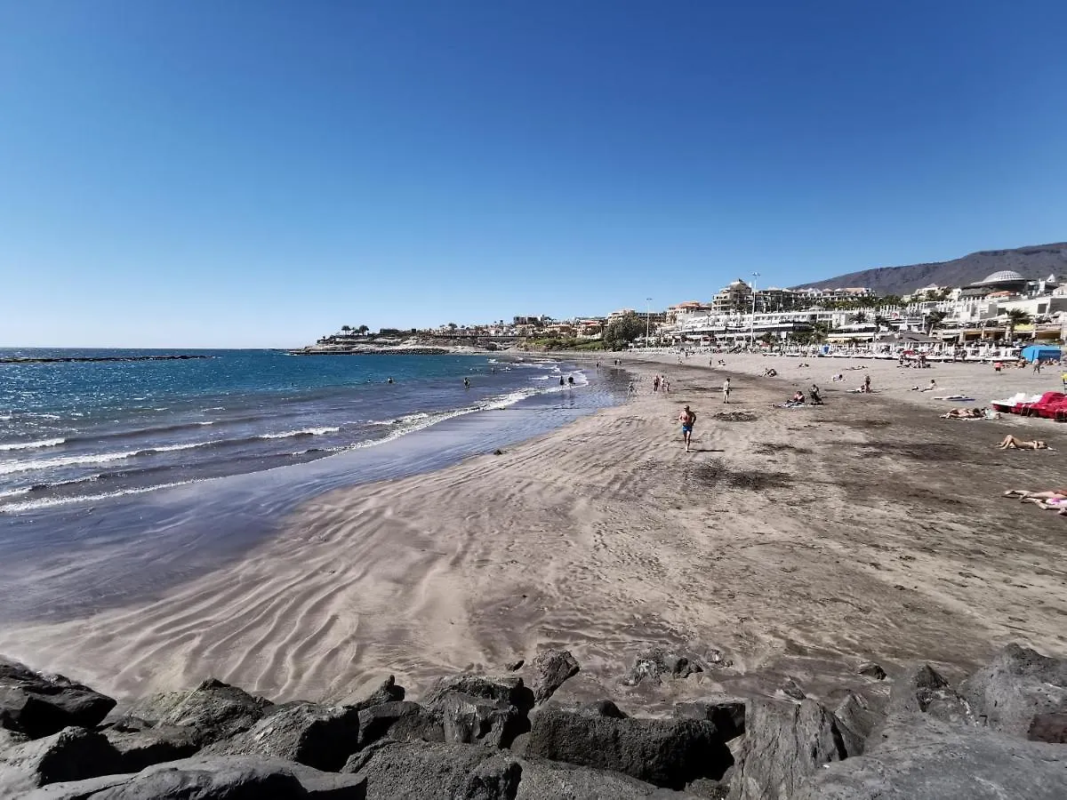 Home2Book Metro Tenerife, Private Pool & Bbq アデヘ 0*,  スペイン